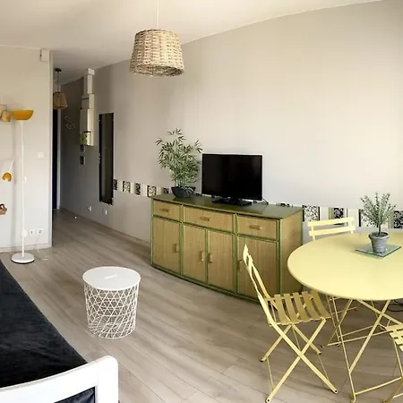Apartment T2 Calme Cozy Hyper Centre - Vieux Port - Gare La Rochelle (Charente-Maritime)